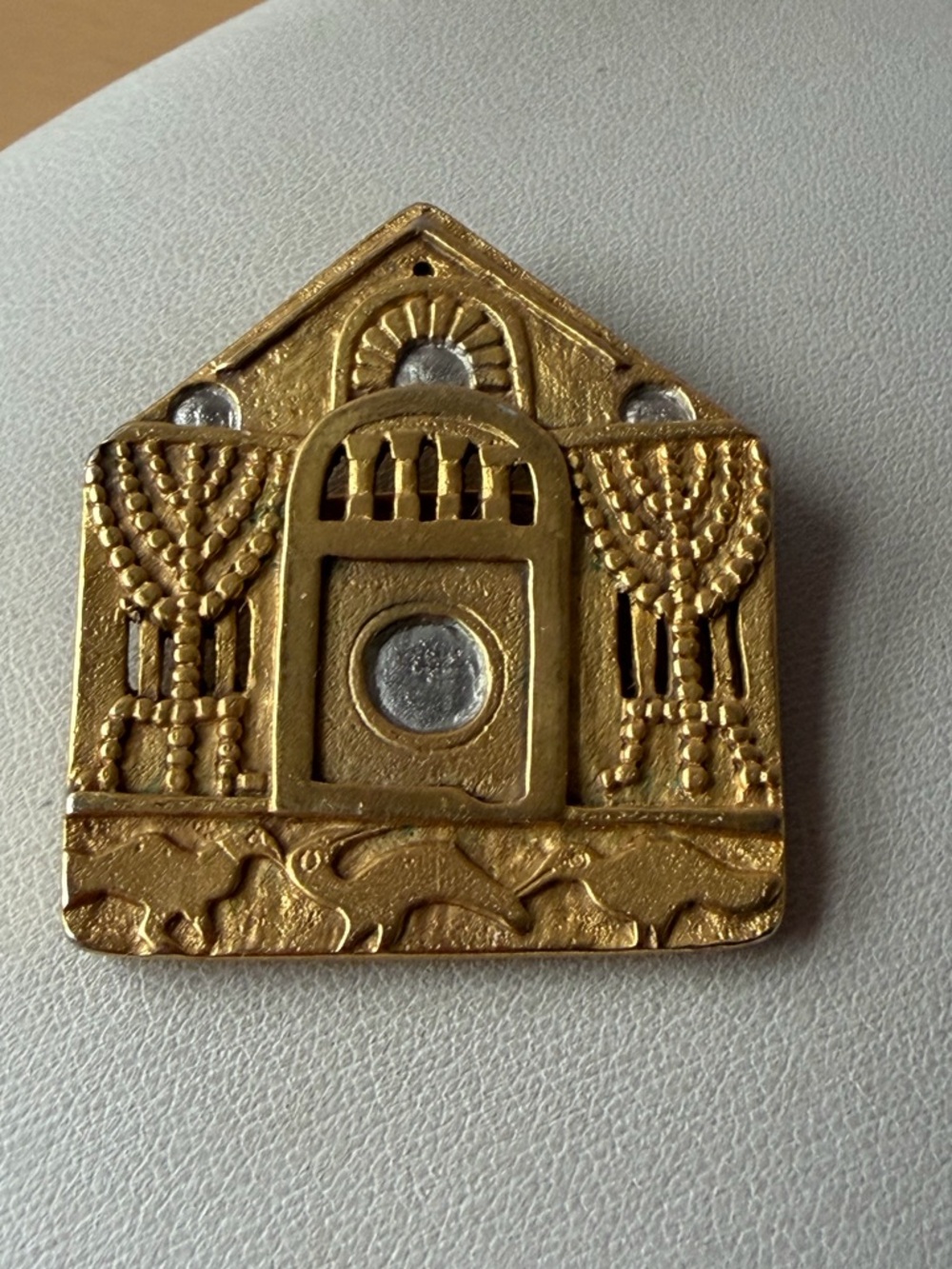 VINTGE MMA METROPOLITAN MUSEUM OF ART SYNAGOGUE JEWISH TEMPLE PENDANT BROOCH PIN - Picture 10 of 16